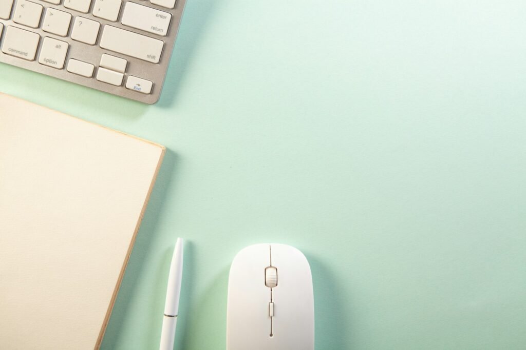 Wireless keyboard and mouse on a desk - best keyboard and mouse combo 2026 buying guide